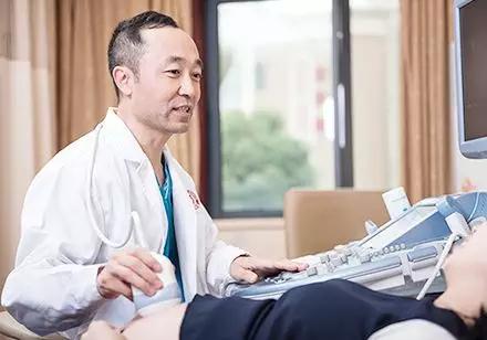 李井成做四维.jpg